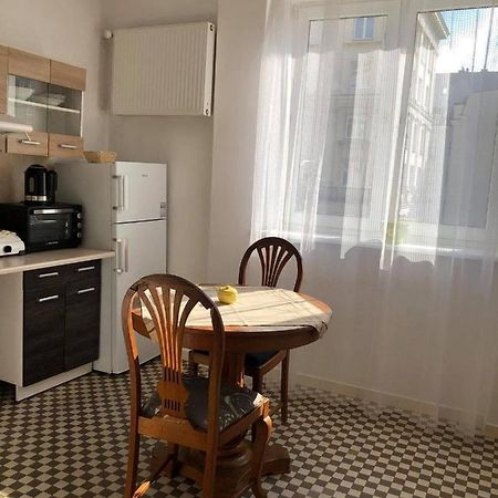 Flat Near Plac Zbawiciela, In Heart Of Warsaw Appartement Buitenkant foto